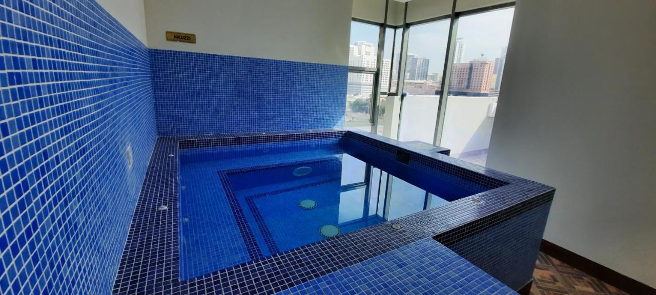 Sirius Tower Apart otel Manama Dış mekan fotoğraf