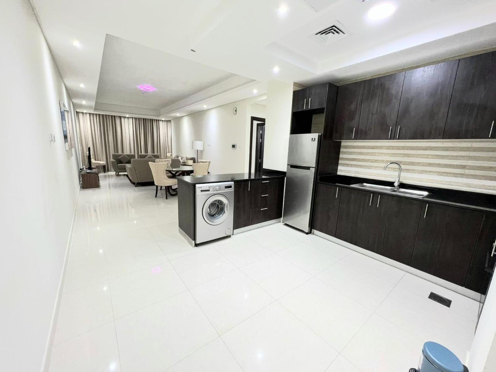 Sirius Tower Apart otel Manama Dış mekan fotoğraf